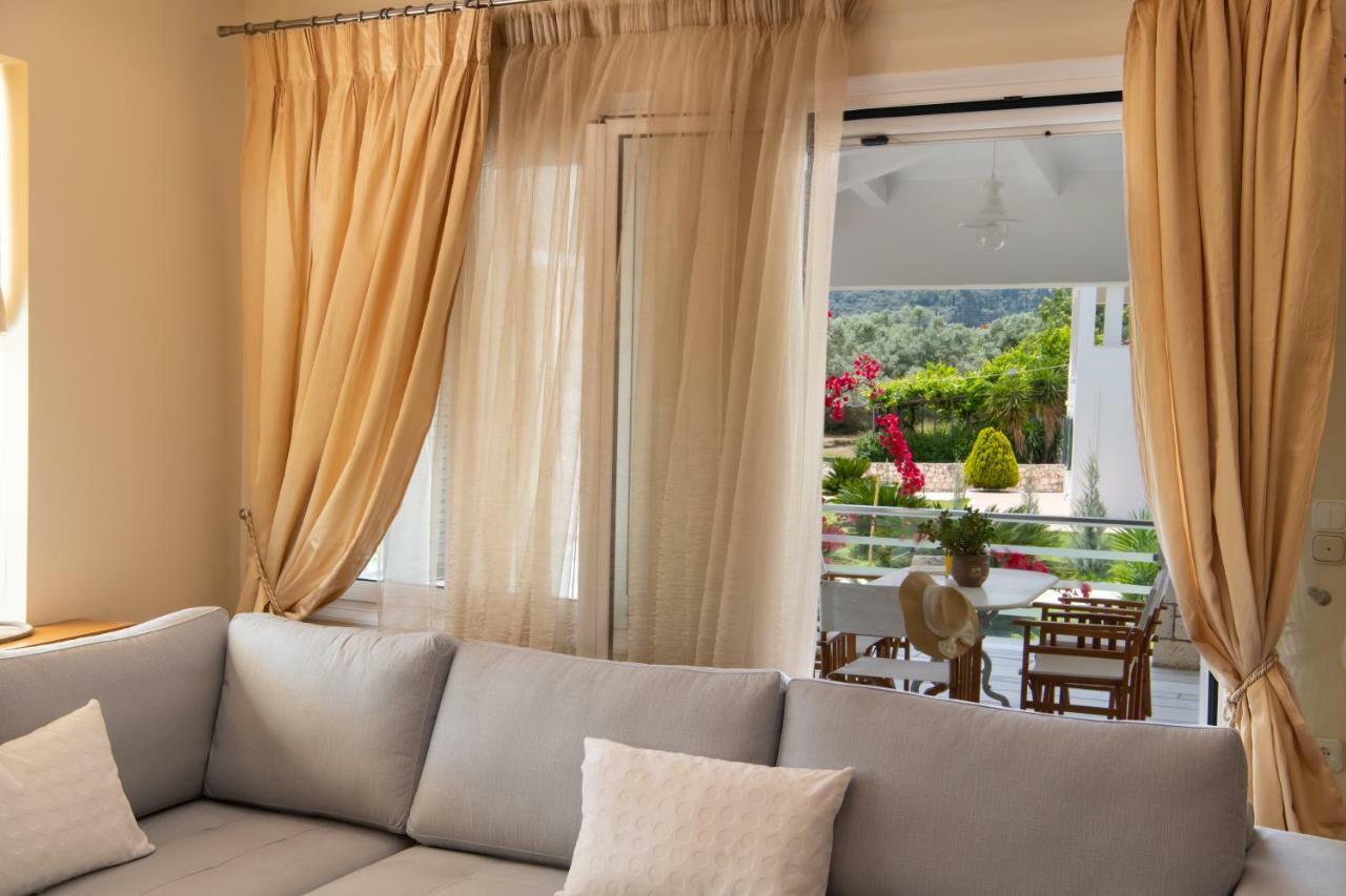 Violet Luxury Villa Kalligoni Bagian luar foto